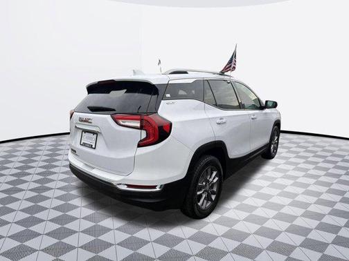 2022 GMC Terrain SLT