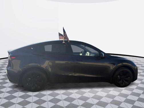 Gray 2024 Tesla Model Y Long Range