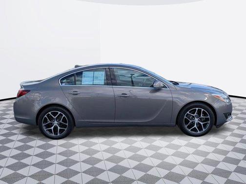 Pepperdust Metallic 2017 Buick Regal Turbo Sport Touring