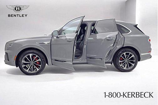 2025 Bentley Bentayga V8