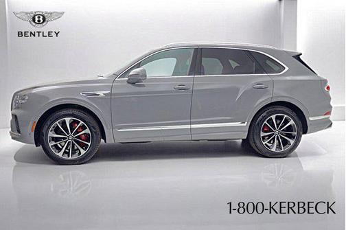 2025 Bentley Bentayga V8