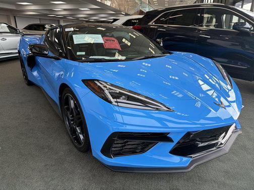 2022 Chevrolet Corvette Stingray w/2LT