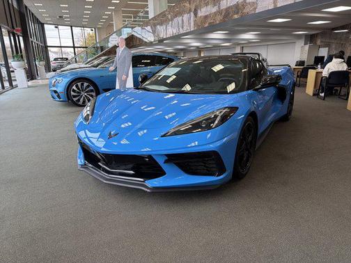 2022 Chevrolet Corvette Stingray w/2LT