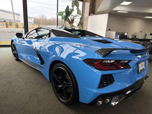 2022 Chevrolet Corvette Stingray w/2LT