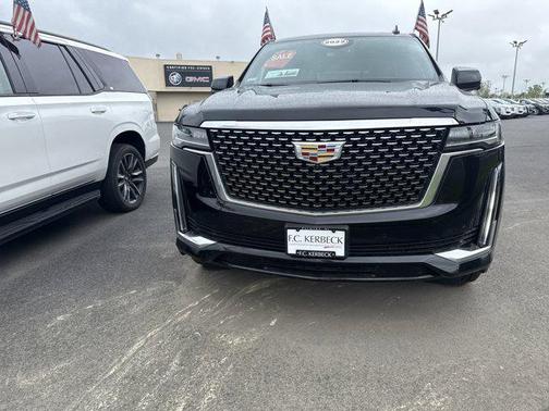 2022 Cadillac Escalade Luxury