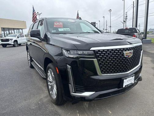 2022 Cadillac Escalade Luxury
