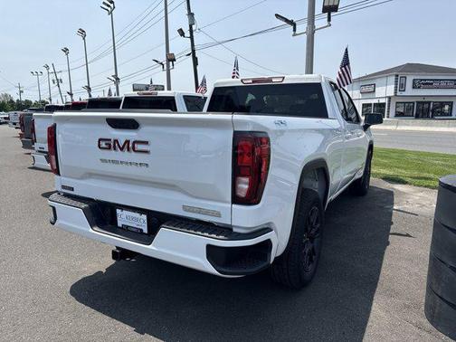 2025 GMC Sierra 1500 Elevation