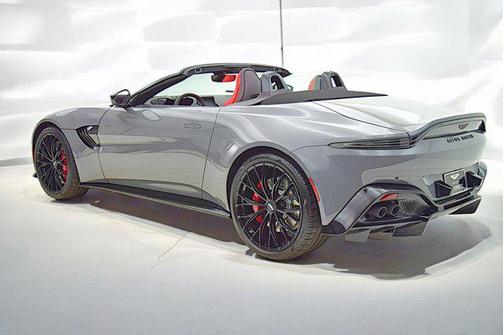 2023 Aston Martin Vantage Roadster