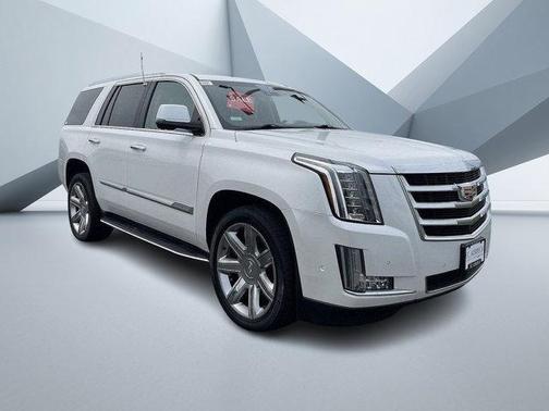 2018 Cadillac Escalade Luxury