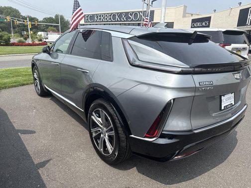 2024 Cadillac LYRIQ Luxury