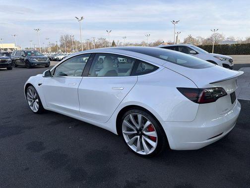 2019 Tesla Model 3 Long Range