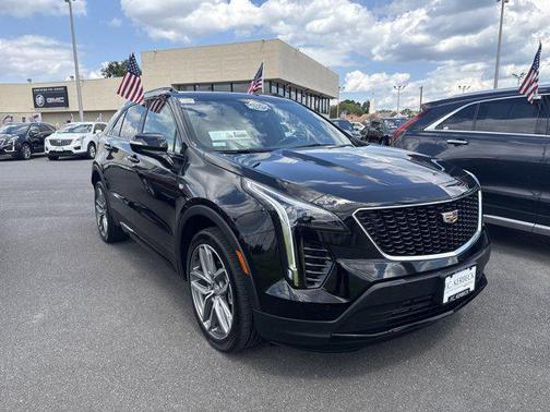2023 Cadillac XT4 Sport