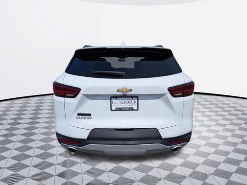 Summit White 2024 Chevrolet Blazer 2LT