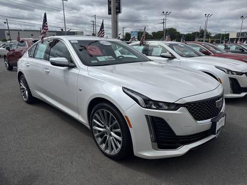 2022 Cadillac CT5 Premium Luxury