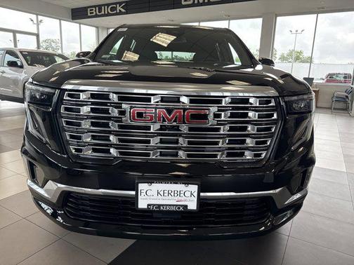 2025 GMC Acadia Denali