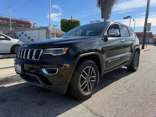 Diamond Black Crystal Pearlcoat 2020 Jeep Grand Cherokee Limited