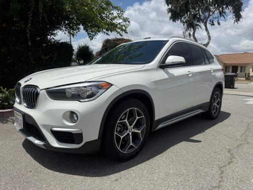 White 2018 BMW X1 sDrive28i