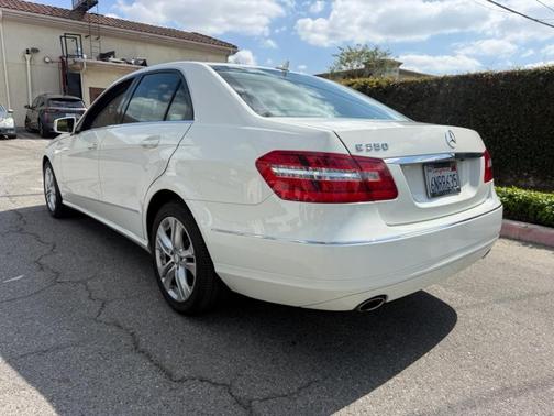 Arctic White 2010 Mercedes-Benz E-Class E 350 Luxury