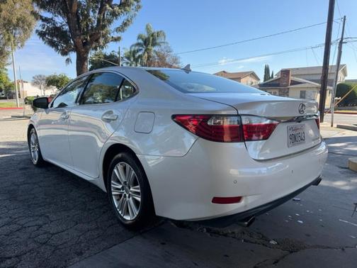 Starfire Pearl 2014 Lexus ES 350 Base