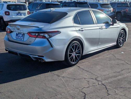 2021 Toyota Camry SE