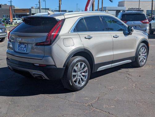 2023 Cadillac XT4 Premium Luxury