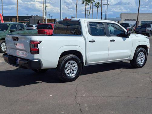 2025 Nissan Frontier S