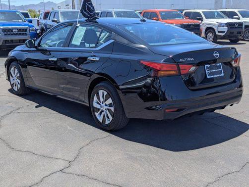 2025 Nissan Altima S FWD