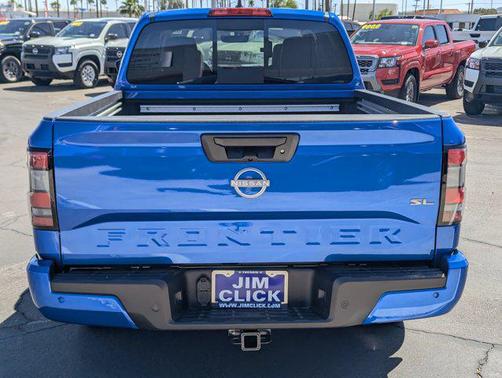 2025 Nissan Frontier SL