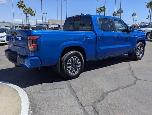 2025 Nissan Frontier SL