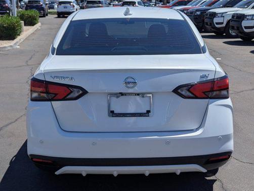 2021 Nissan Versa 1.6 SV