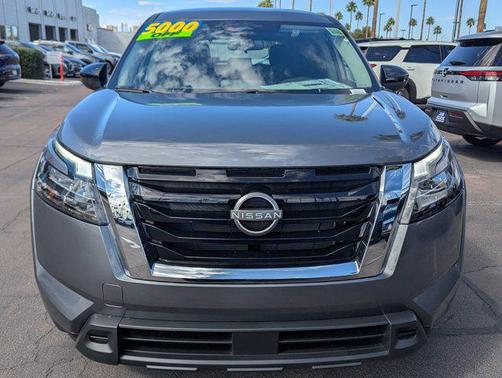 2025 Nissan Pathfinder S FWD