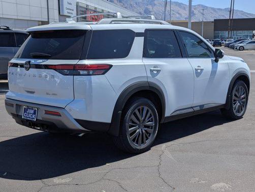 2025 Nissan Pathfinder SL 4WD