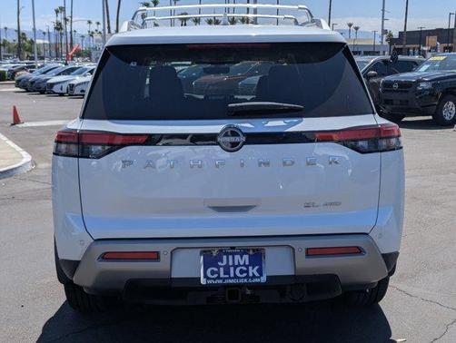2025 Nissan Pathfinder SL 4WD