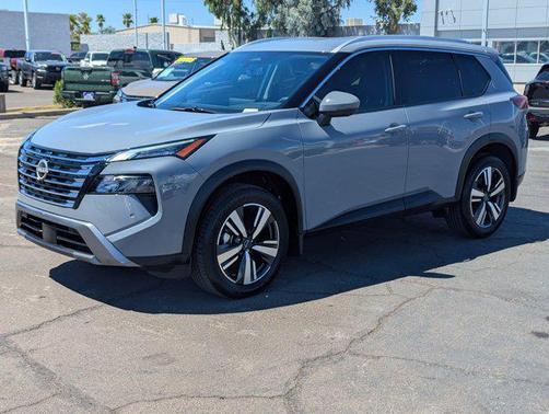2025 Nissan Rogue SL