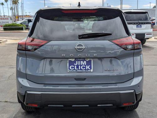 2025 Nissan Rogue SL