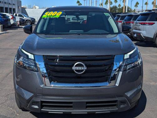 2025 Nissan Pathfinder S FWD