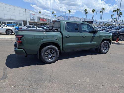 2025 Nissan Frontier SV