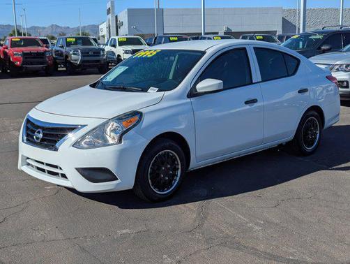 2019 Nissan Versa 1.6 S+