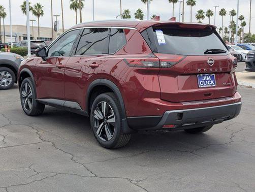2025 Nissan Rogue SL