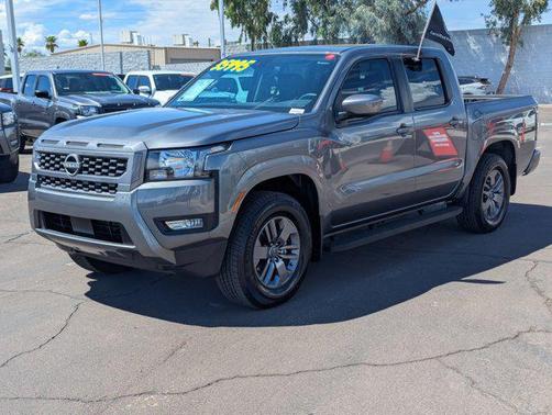 2025 Nissan Frontier SV