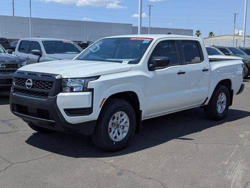 2025 Nissan Frontier S