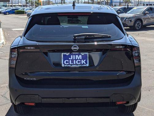 2025 Nissan Kicks S