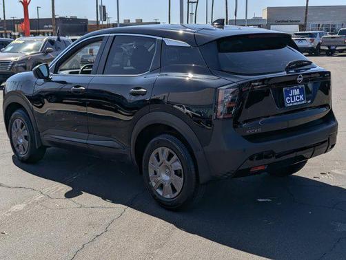 2025 Nissan Kicks S