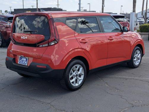 2022 Kia Soul LX