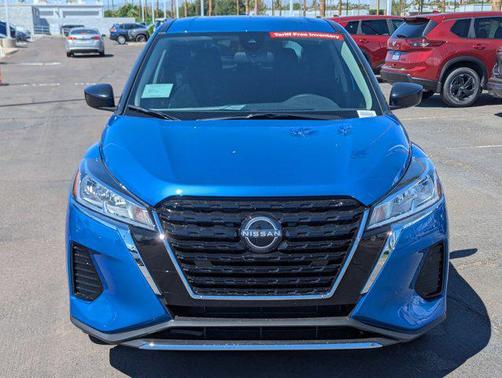 2025 Nissan Kicks S