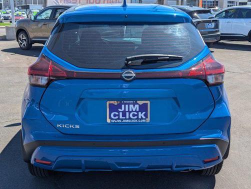 2025 Nissan Kicks S