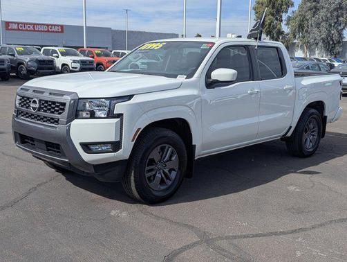 2025 Nissan Frontier SV