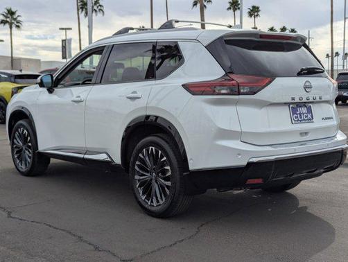 2025 Nissan Rogue Platinum