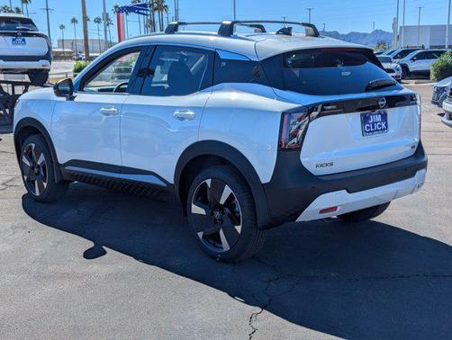 2026 Nissan Kicks SR