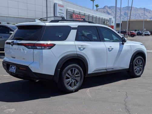 2025 Nissan Pathfinder SV 4WD